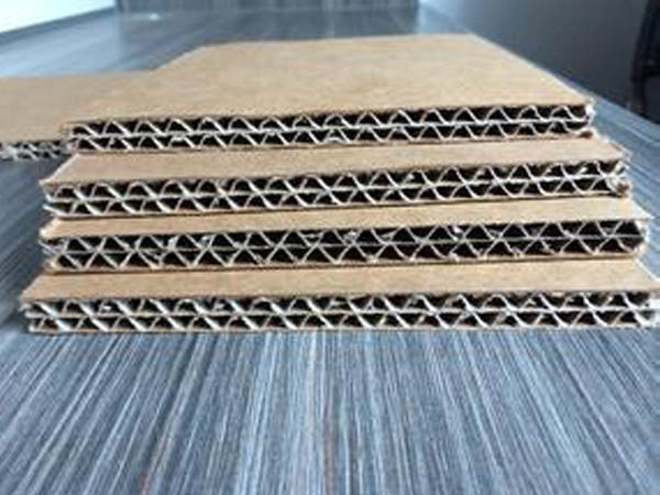 你有很多紙箱？那請再生資源利用